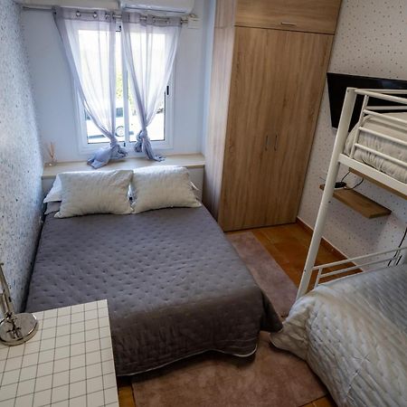 Casa Julio - Alcala Complete Coastal Retreat - Entire Apartment - 3 Min Walk From The Ocean - Shared Entrance With Host Buitenkant foto