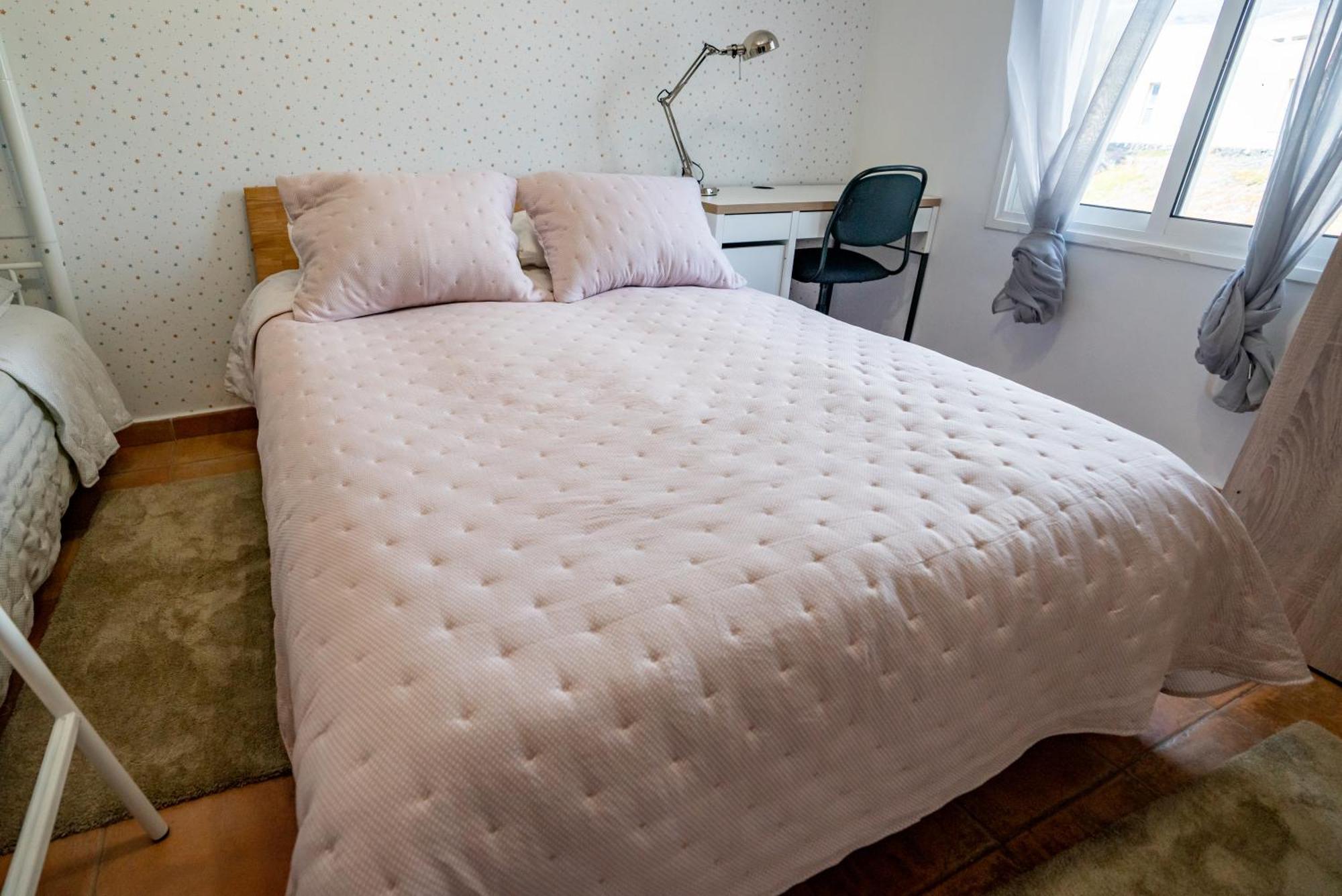 Casa Julio - Alcala Complete Coastal Retreat - Entire Apartment - 3 Min Walk From The Ocean - Shared Entrance With Host Buitenkant foto