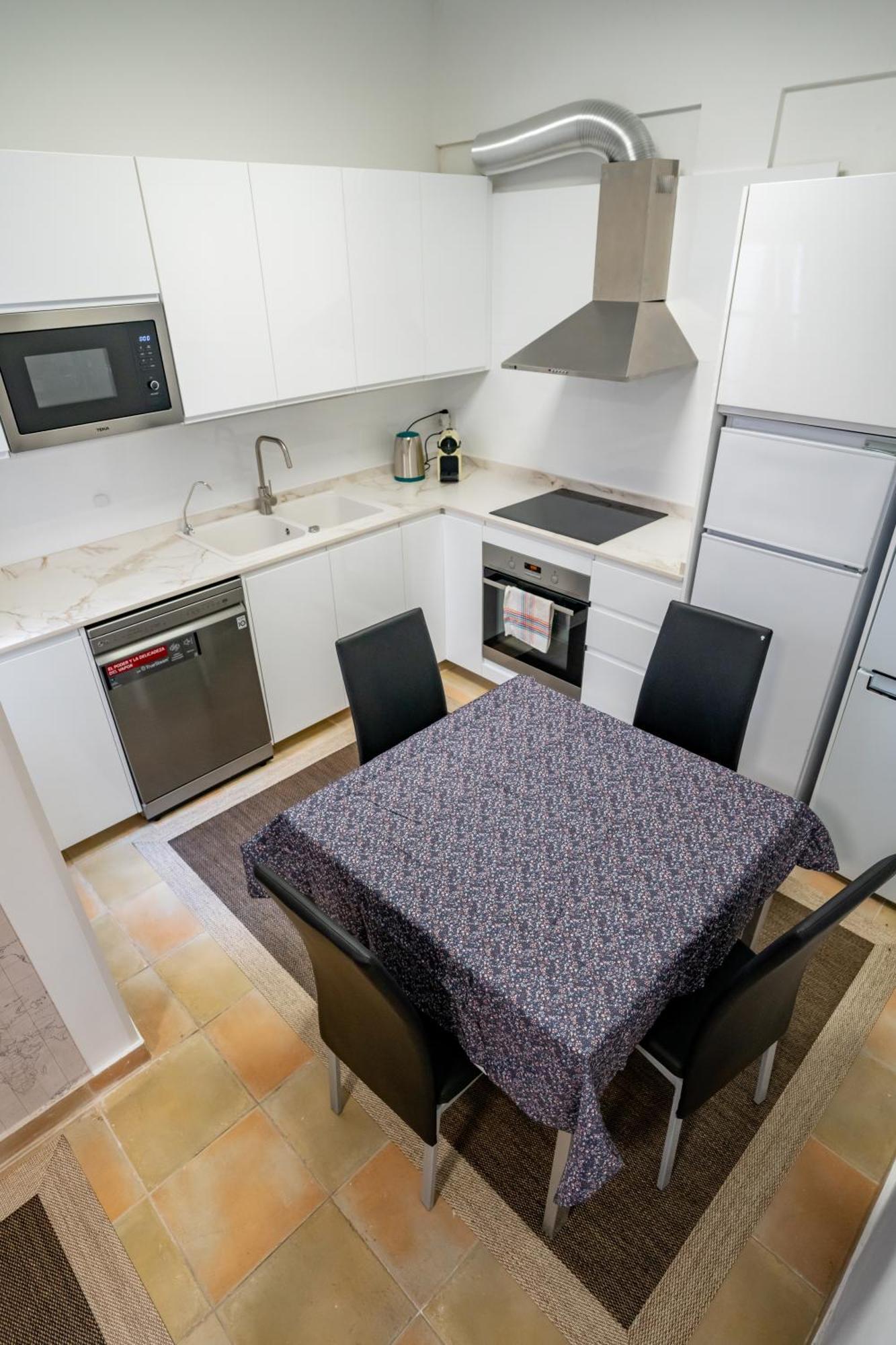 Casa Julio - Alcala Complete Coastal Retreat - Entire Apartment - 3 Min Walk From The Ocean - Shared Entrance With Host Buitenkant foto